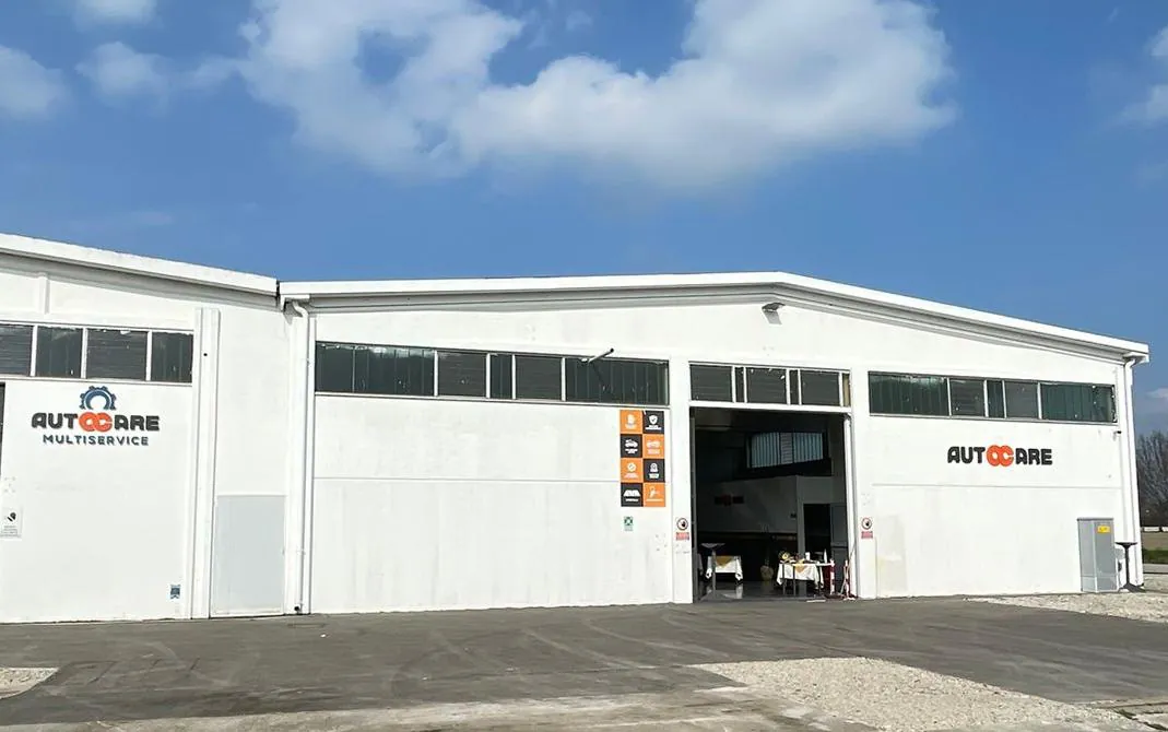 Un centro Autocare visto dall'esterno